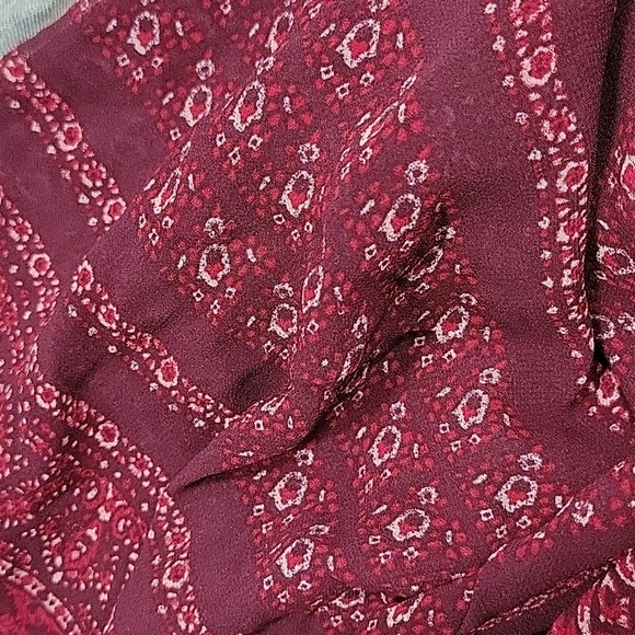 Ecote Burgundy Chiffon Kimono Size Small - Picture 4 of 5